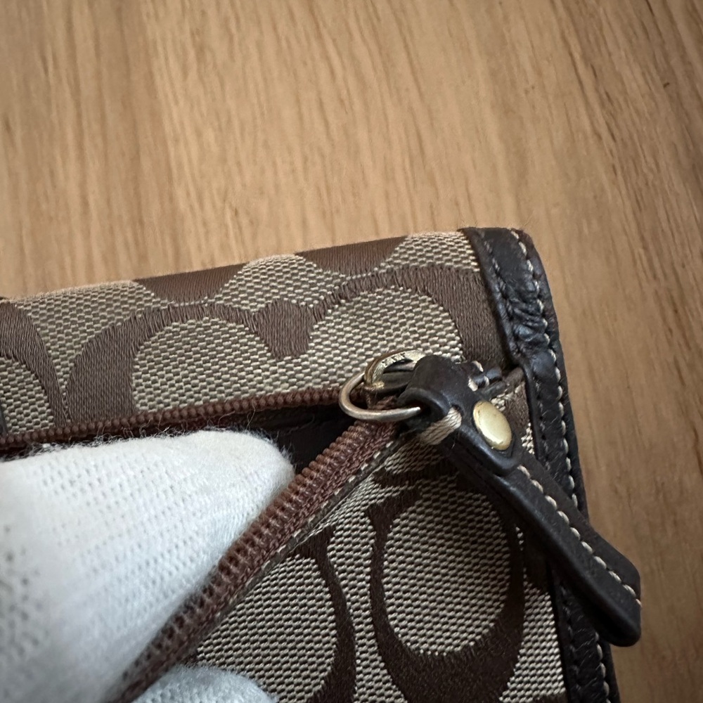 Coach tri-fold wallet - Picture 12 of 12